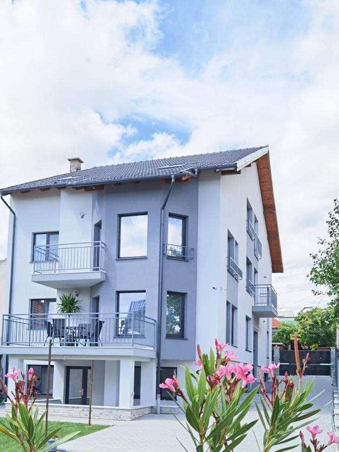 Silver Eden Apartments Κλουζ-Ναπόκα Εξωτερικό φωτογραφία